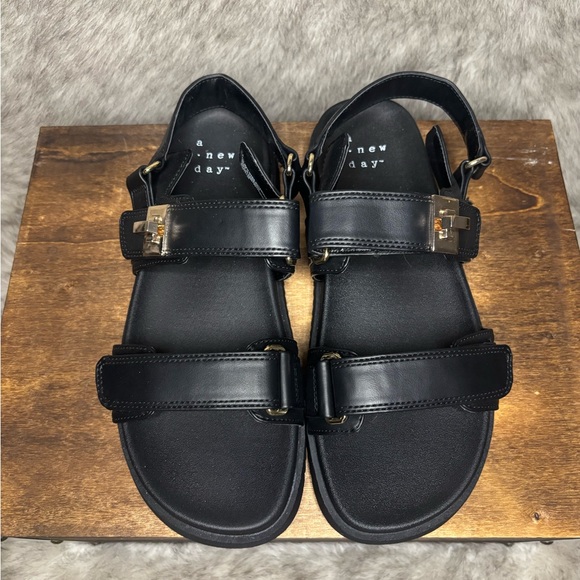 a new day Black Sandals - Picture 3 of 4